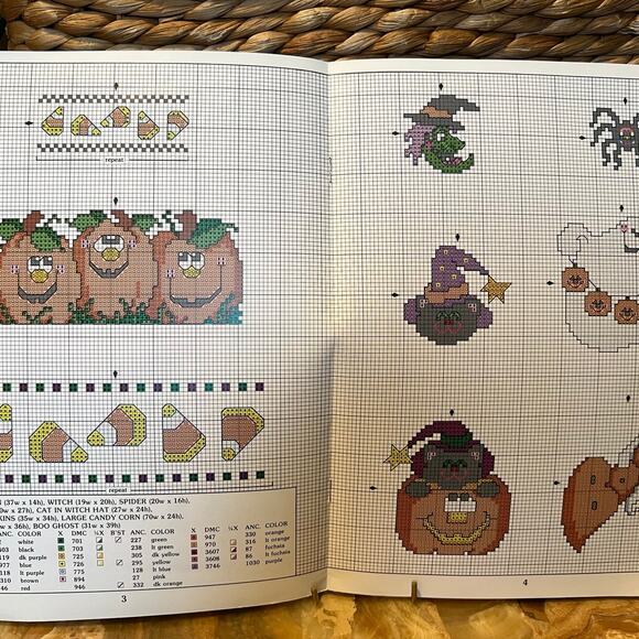 Halloween Cross-Stich Pattern Magazine 1994 - Picture 5 of 6